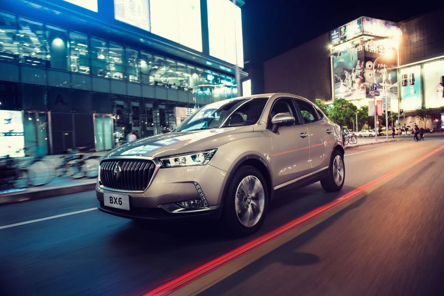  Borgward BX6 2018 года  (фото 5 из 8)